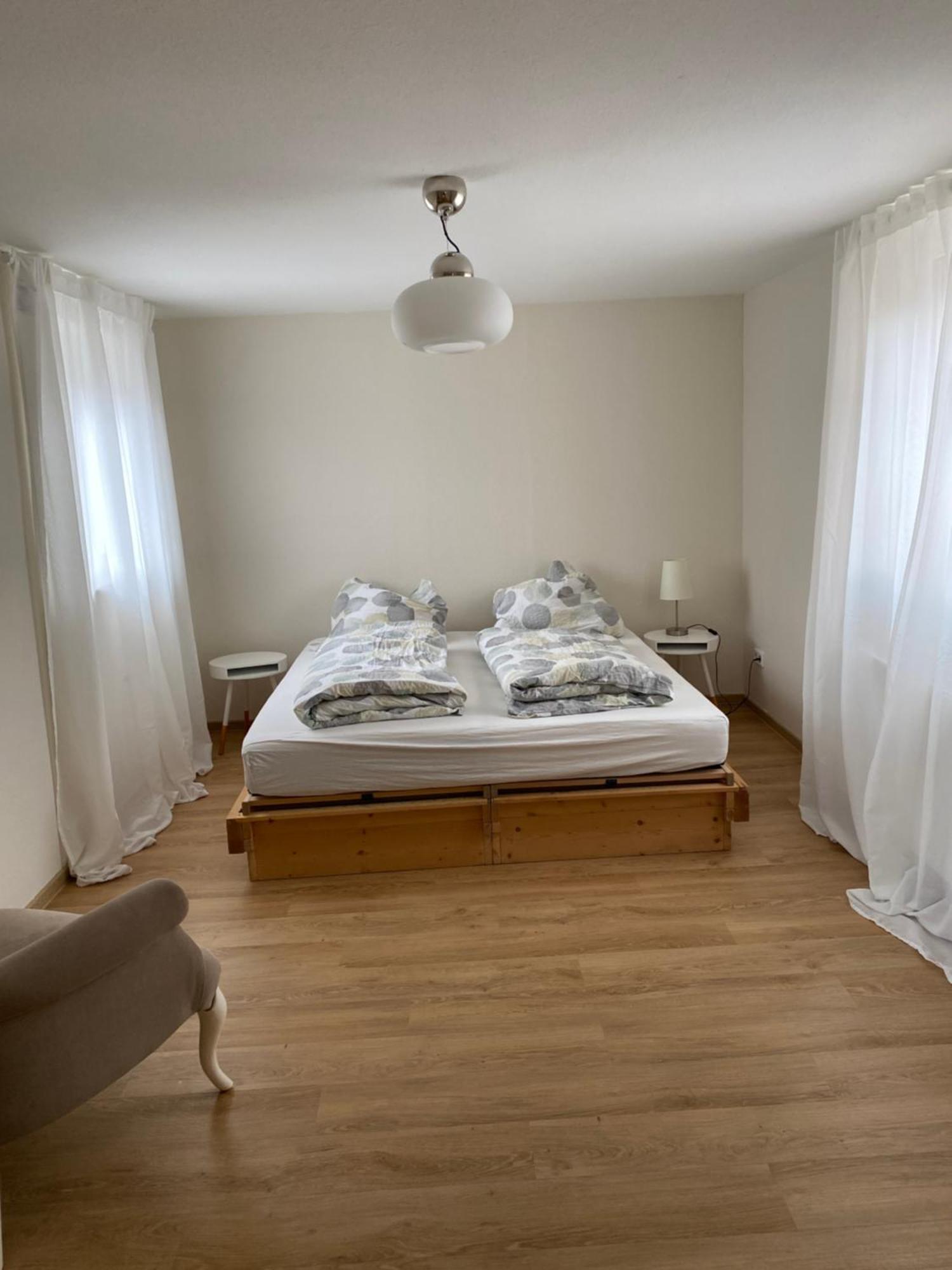 Ferienwohnung Feucht Eg Naturnah Parkplatz Wlan Exterior foto